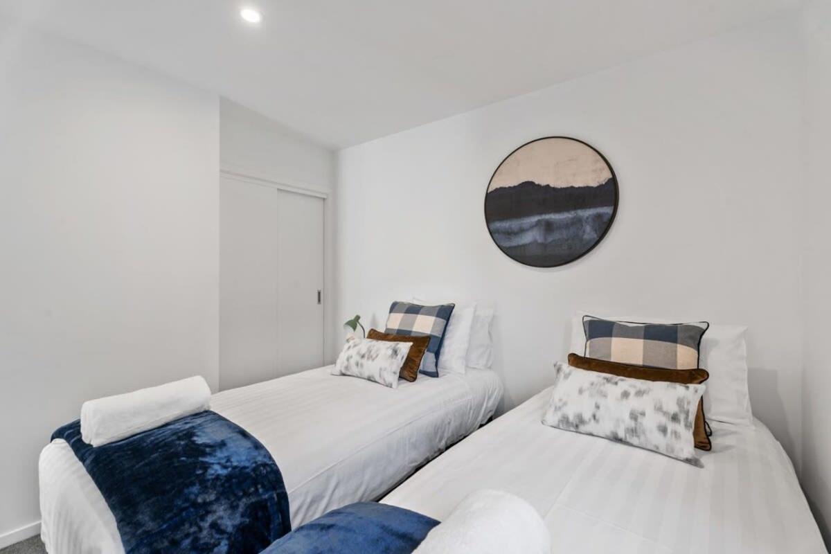 Albert Town Whare 外观 照片